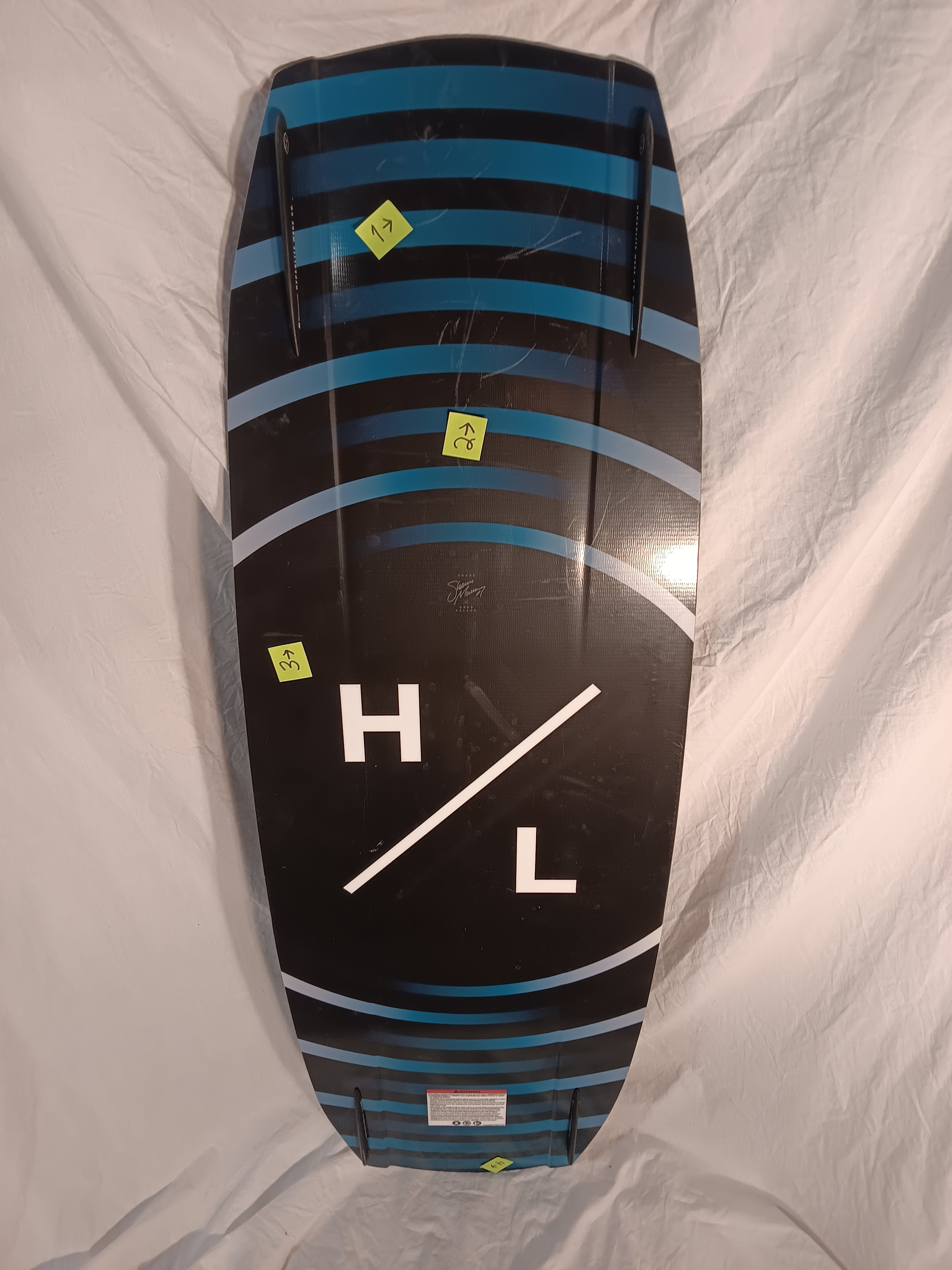 Hyperlite 136 Baseline Wakeboard - Scratch N Dent SD176