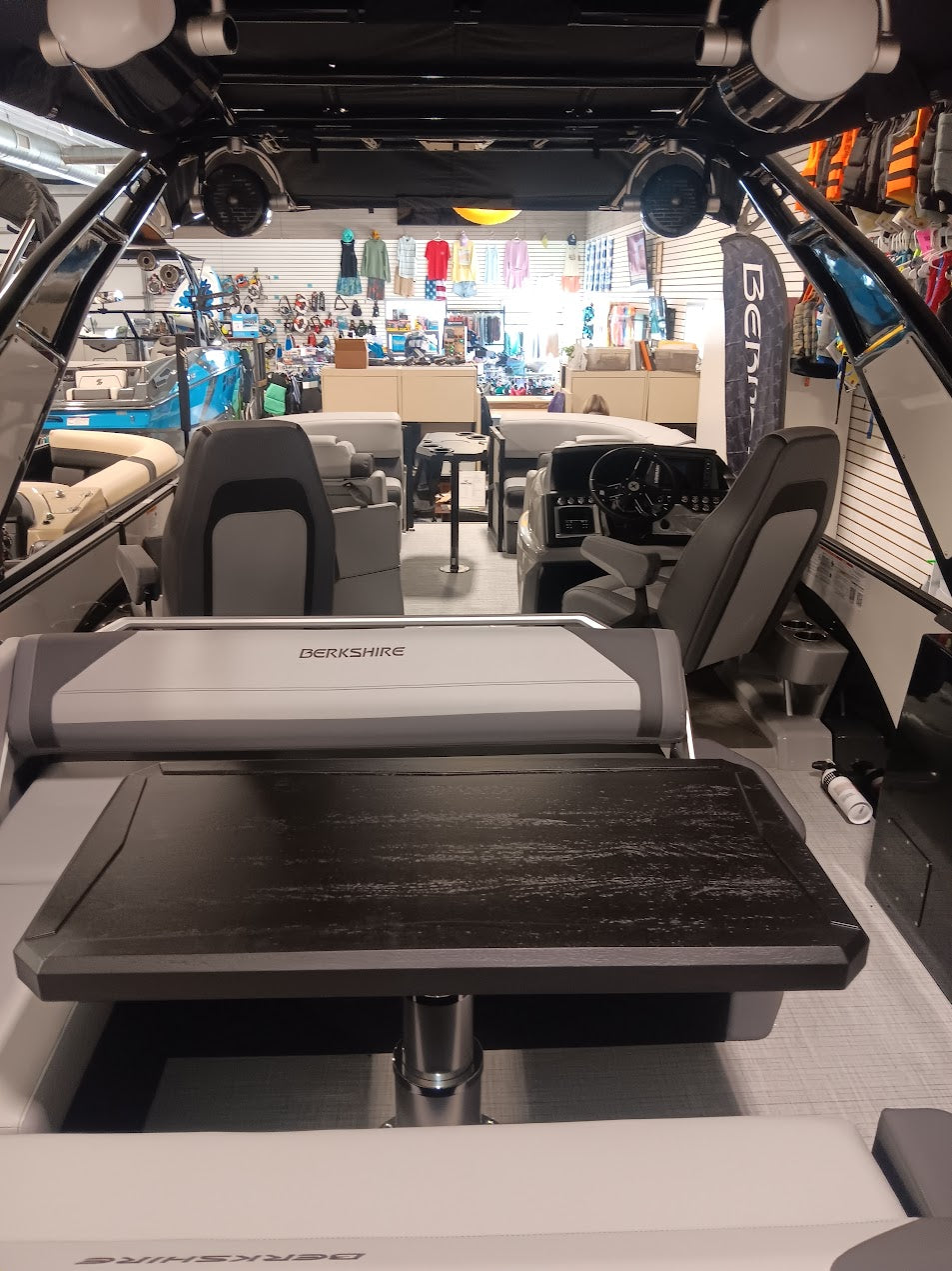 2025 Berkshire 23 ULE STS Arch 3.0+ Tritoon with Mercury 300HP Table