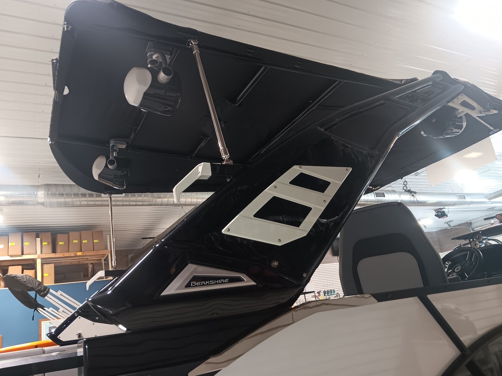 2025 Berkshire 23 ULE STS Arch 3.0+ Tritoon with Mercury 300HP Arch