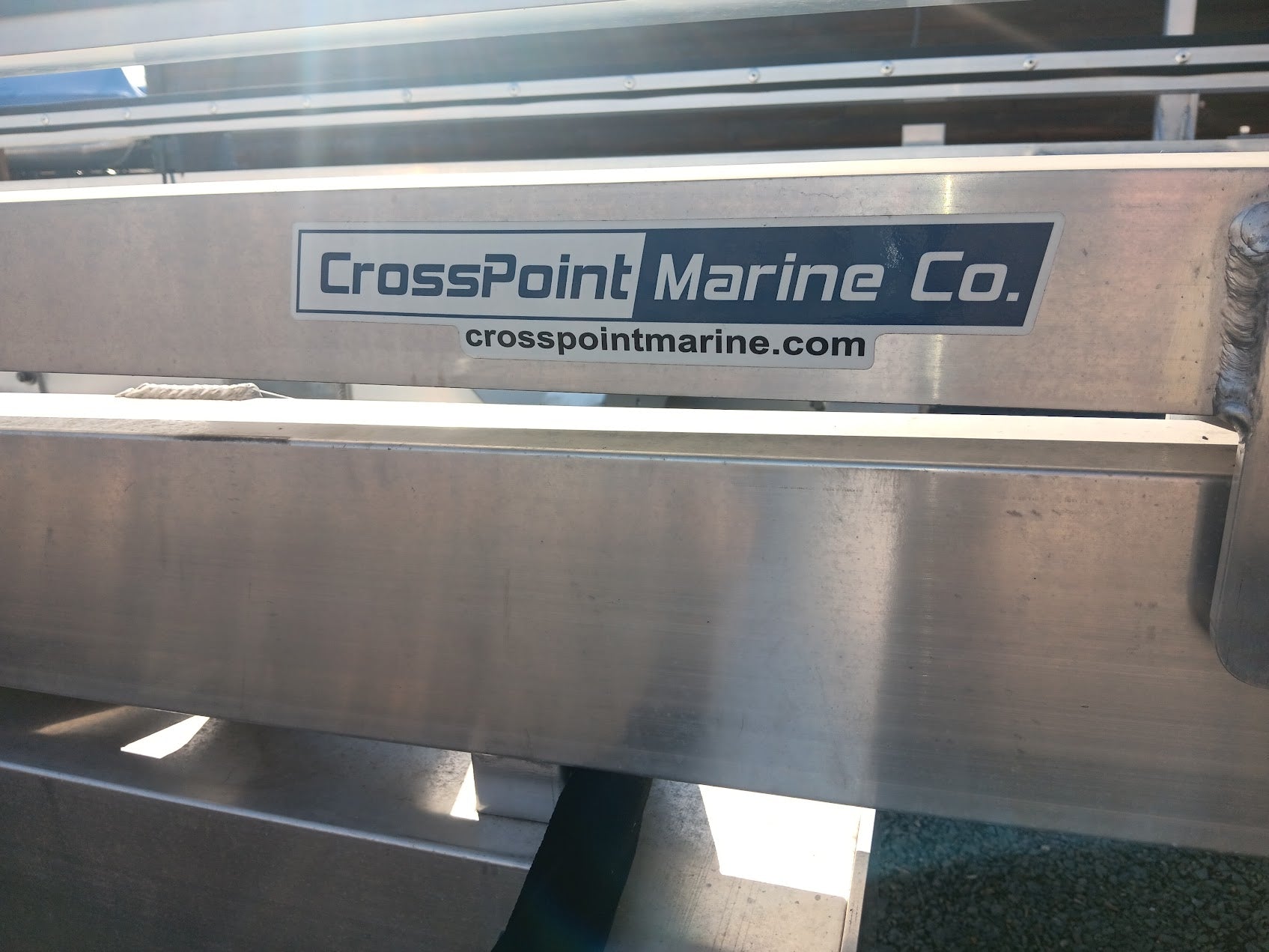 CROSSPOINT MARINE 7000LB SURF SERIES LIFT