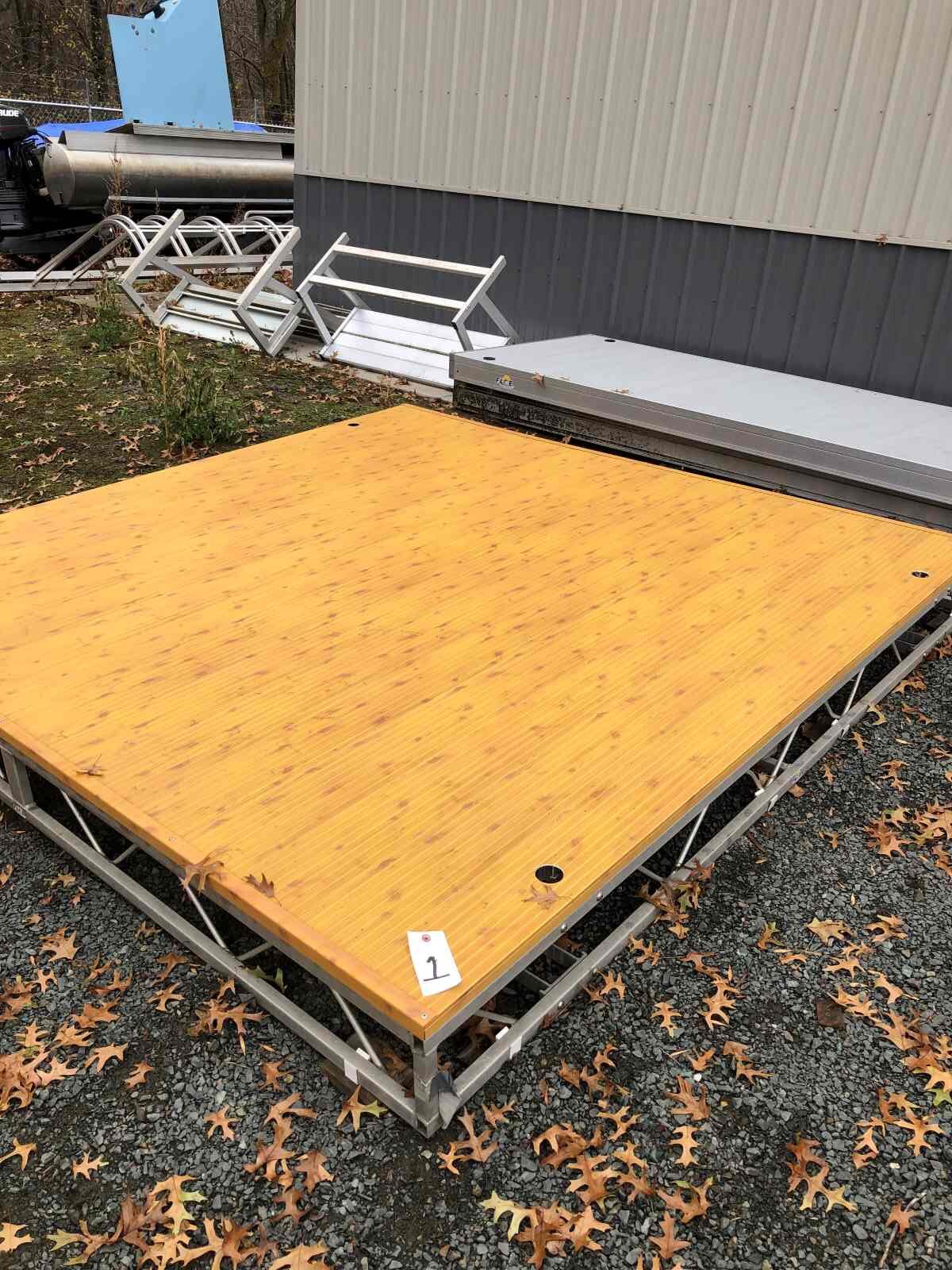 510-69004-01 Floe Roll-In Sundeck, 8 x 8, 4-Hole (Knotty Pine/AG)