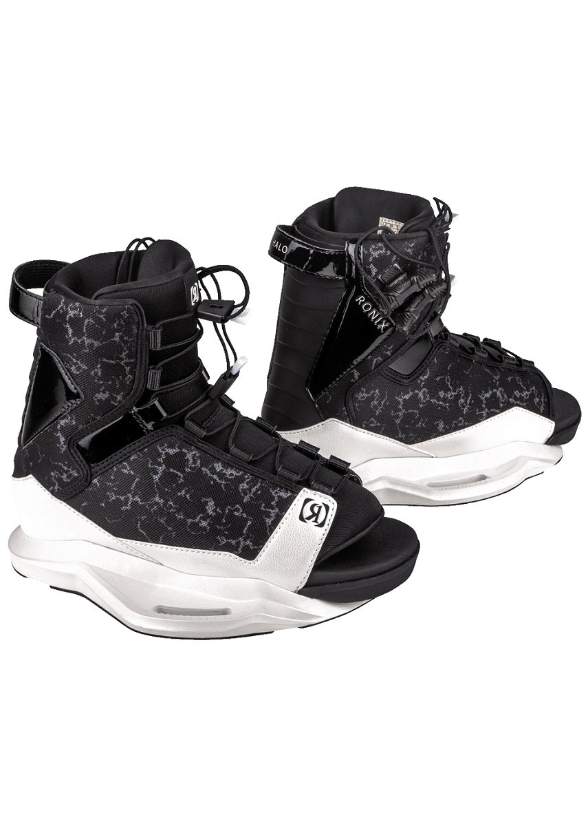 Ronix Krush 125 Girls Wakeboard w/ Halo Boots