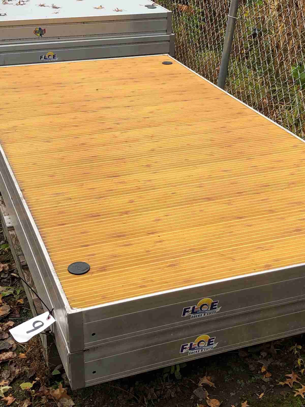 Floe Sectional Dock 4’x8′ – 510-02051-00