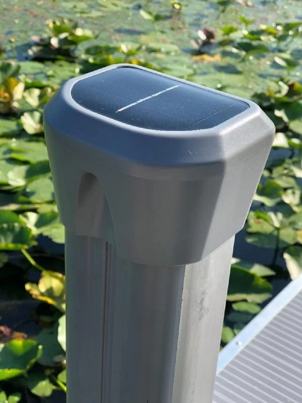 Lake Lite Solar Dock Light for Floe Bumper