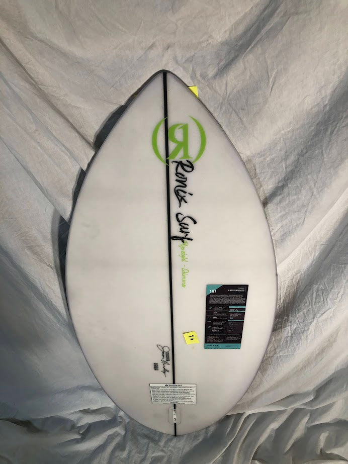 Ronix Kid's Flyweight Wakesurf Board - Skimmer - Glacier White / Green - 3'11 - Scratch N Dent - SD187