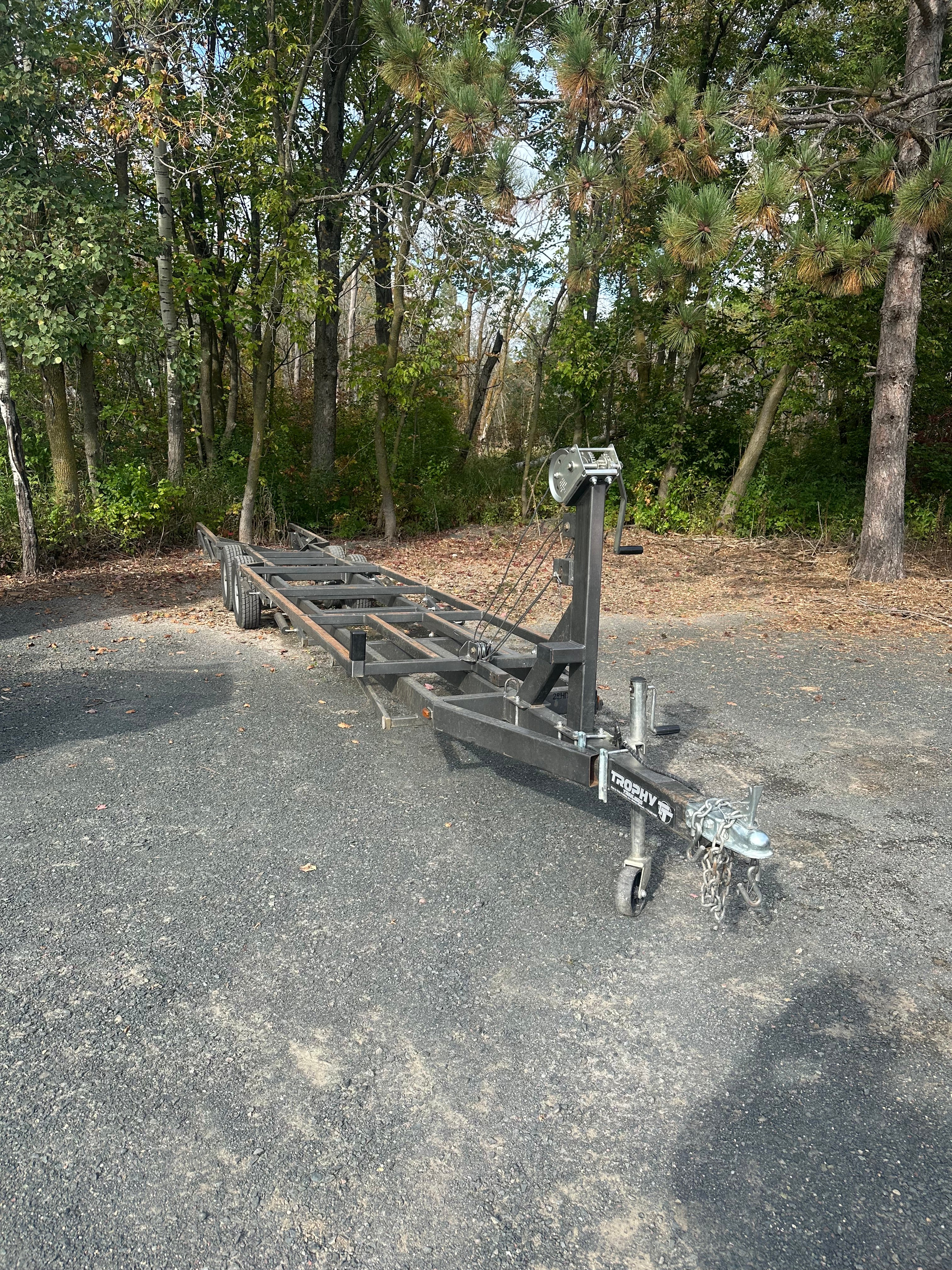 Trophy Pontoon Trailer