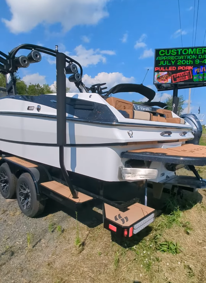 2025 Varatti Z2373 – NEW • Joystick Thruster • Loaded w/ Premium Options • Only $139,900