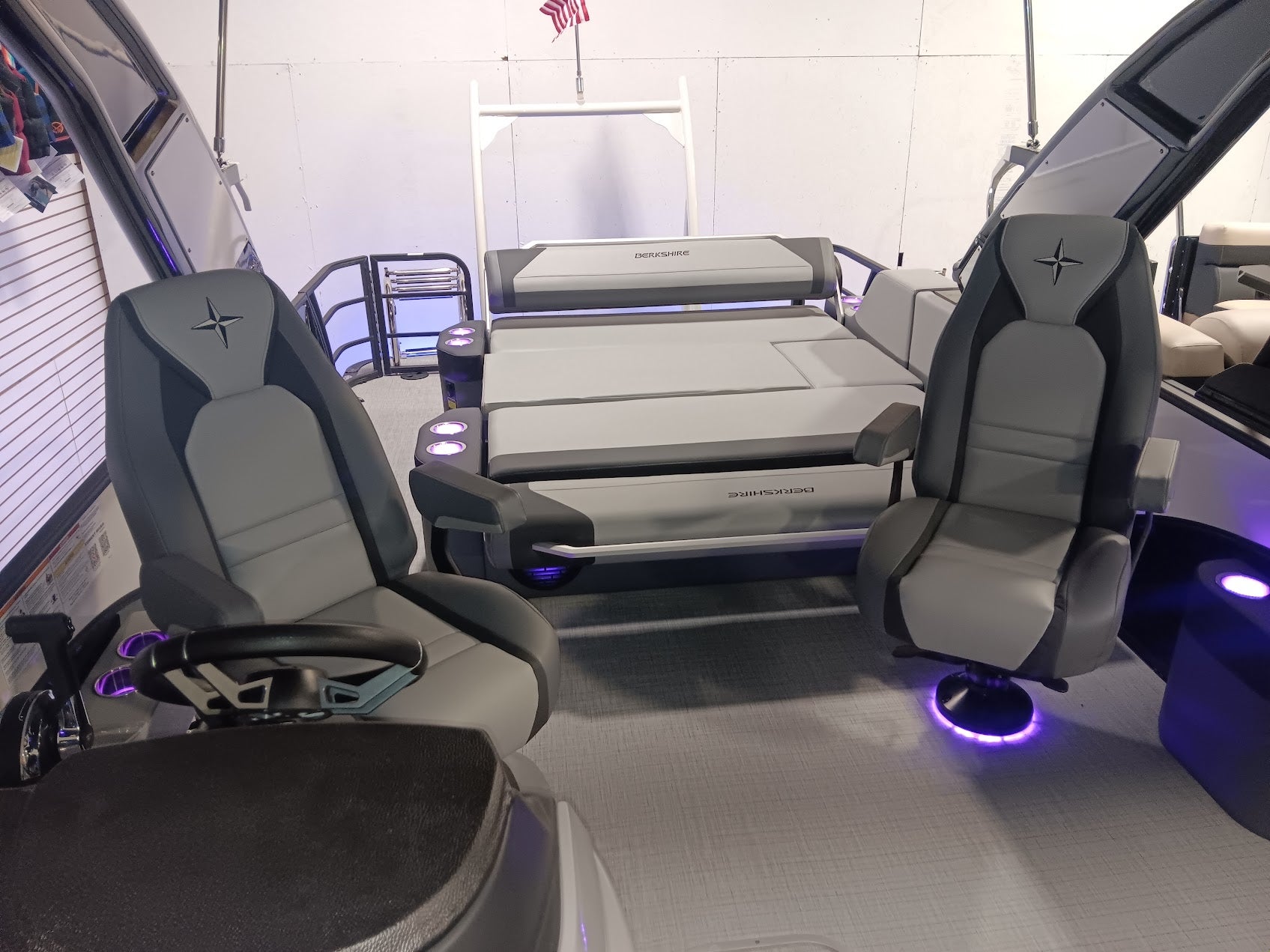 2025 Berkshire 23 ULE STS Arch 3.0+ Tritoon with Mercury 300HP Reverse Lounger