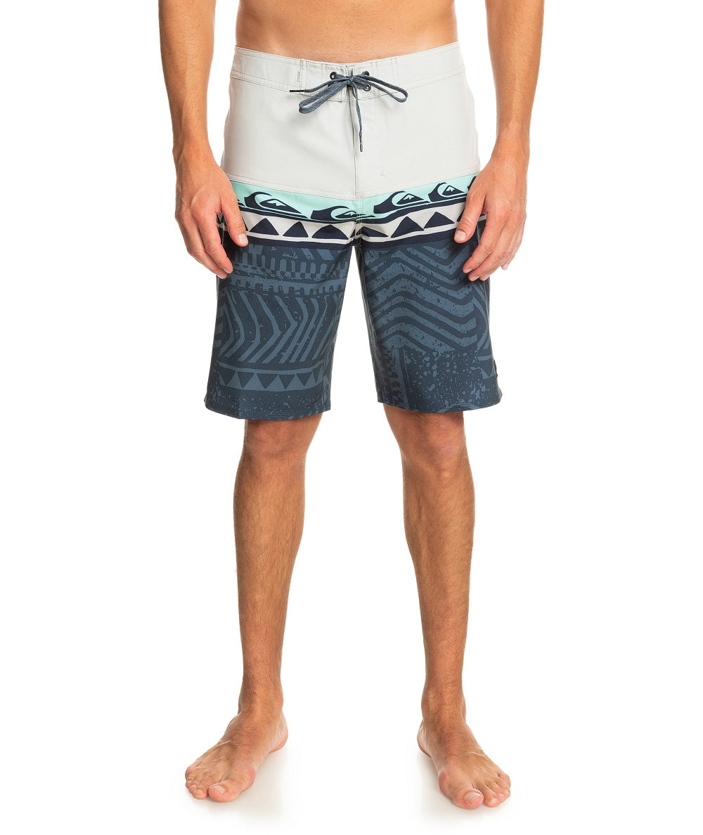 Quiksilver: Surfsilk Panel 20" Boardshorts