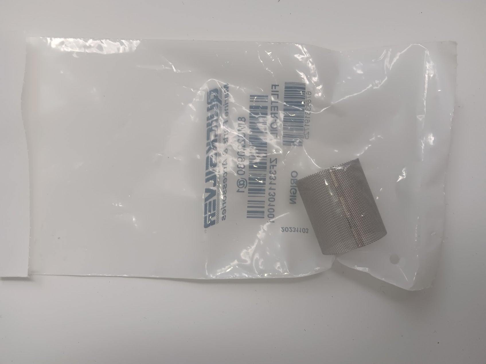 Mercury 8M0220980 OEM transmission oil filter for 45C and 45IV marine transmissions Bag Back