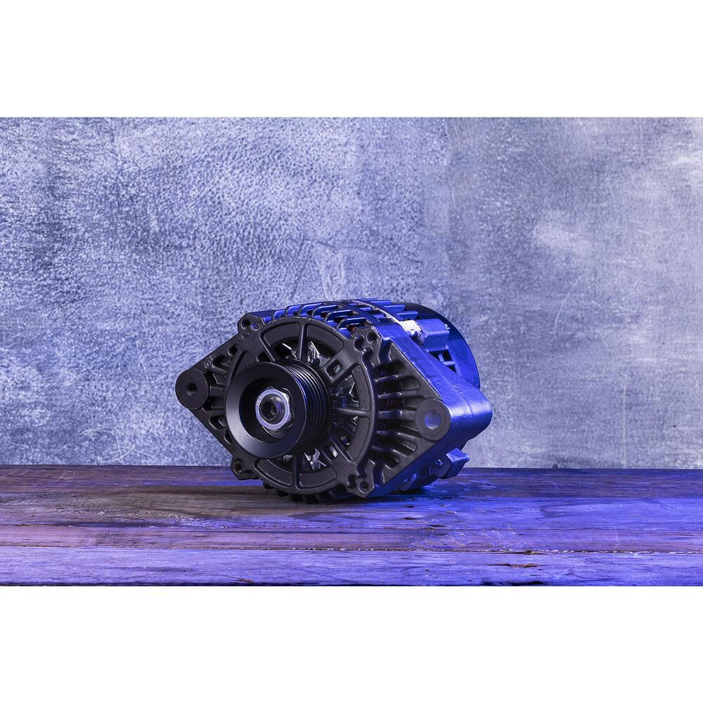 Quicksilver 8M6007503 12-volt 95-amp marine alternator — view 10