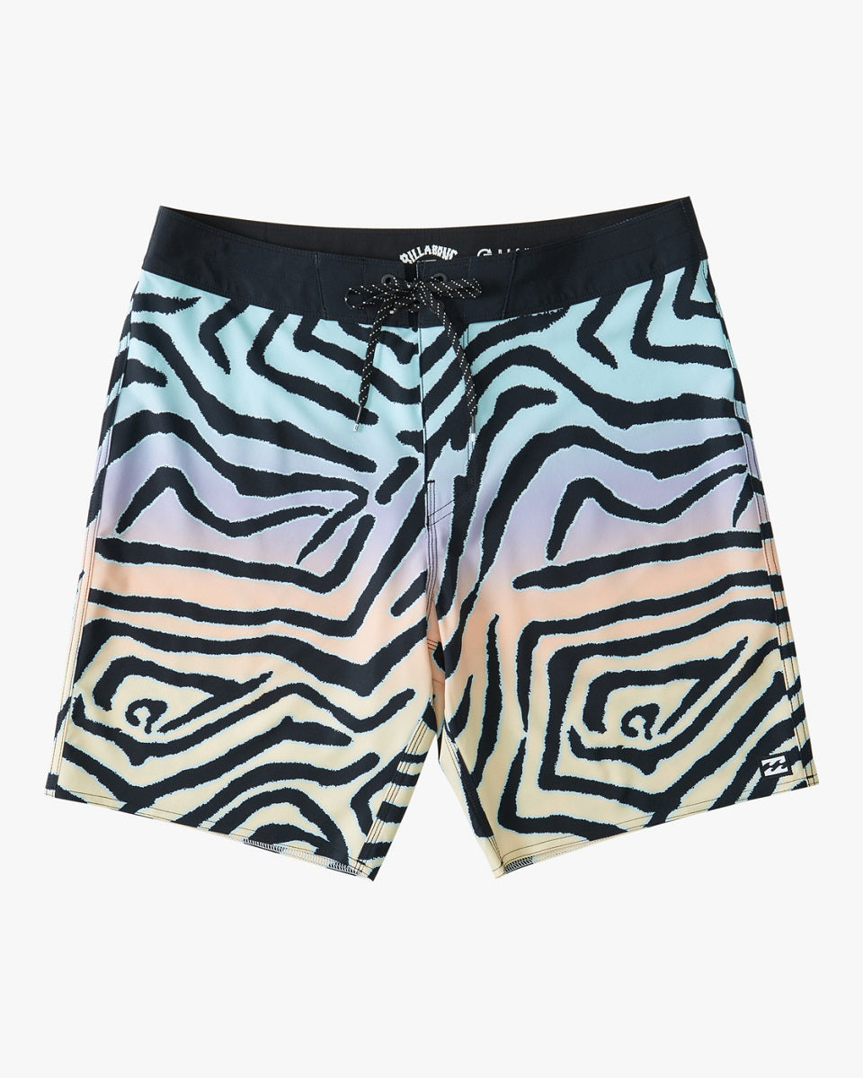 Sundays Pro 19" - Board Shorts for Men: Solar