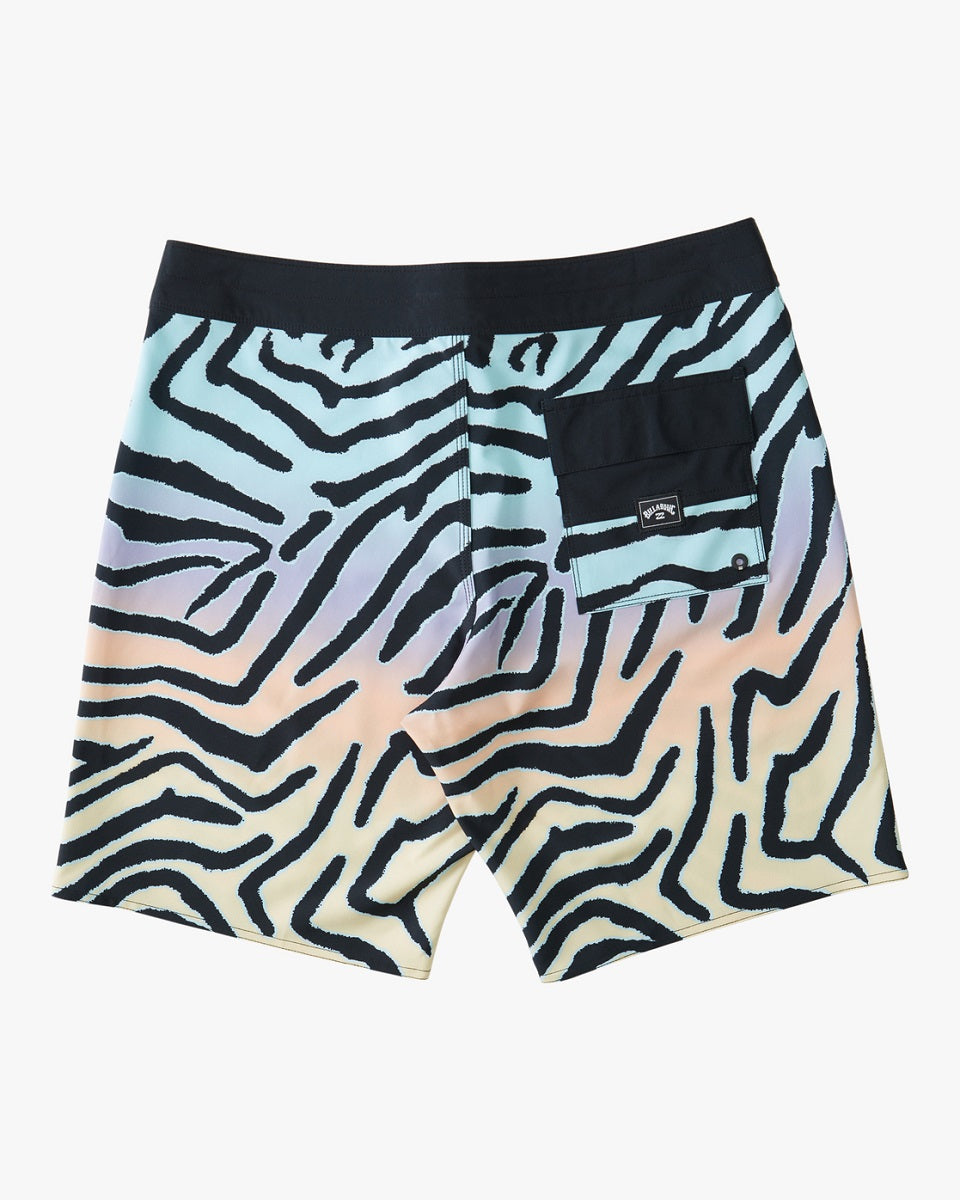 Sundays Pro 19" - Board Shorts for Men: Solar