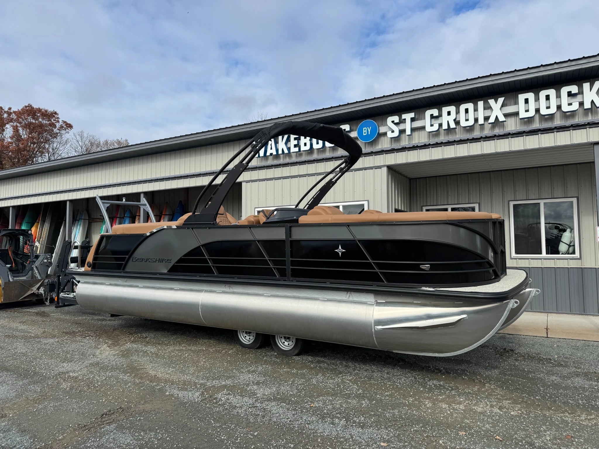 Berkshire 23RFX STS Front Angle