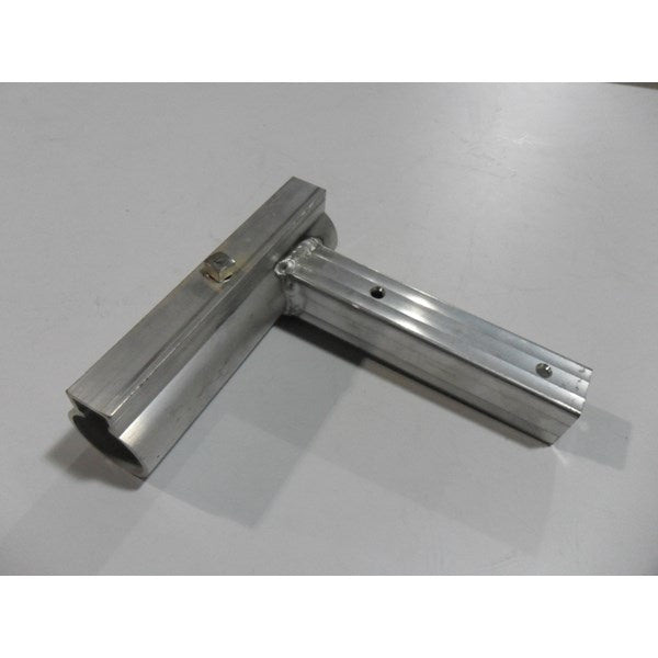 hewitt middle cross arm bracket