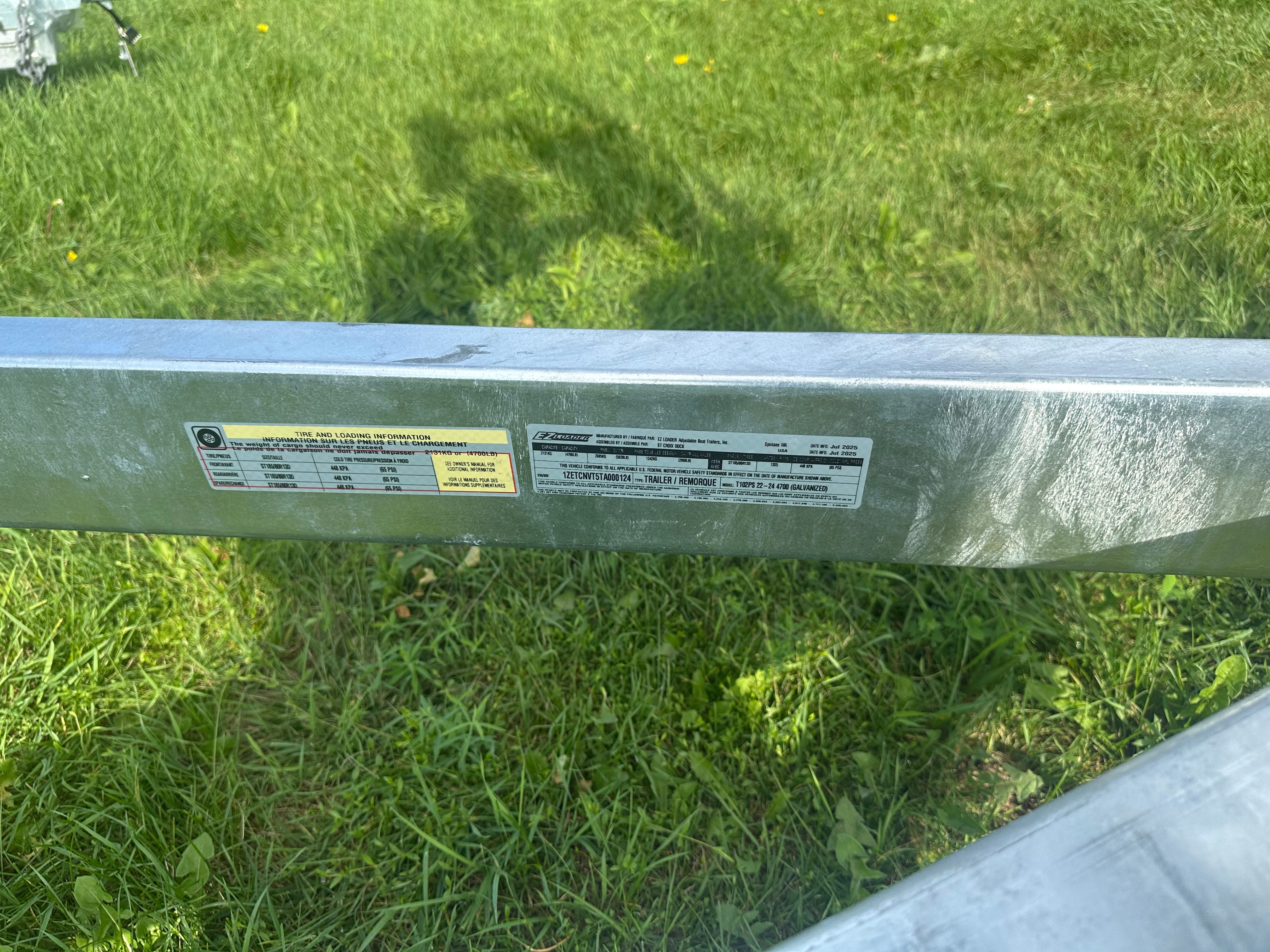 EZ Loader T102PS 22-24 4700 Bunk Pontoon Trailer (Galvanized) HYD DISC 1X Aluminum Rims