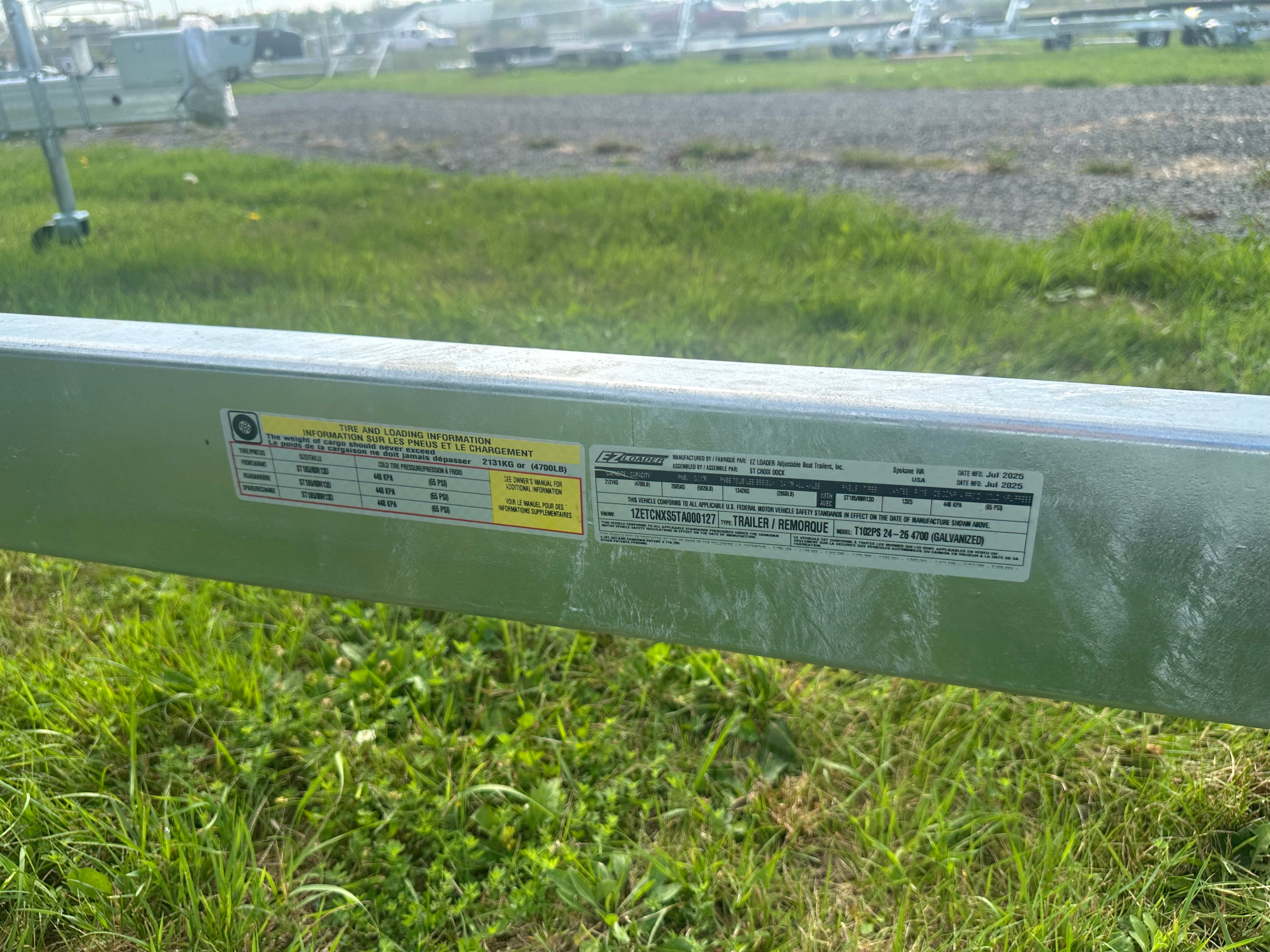 EZ Loader T102PS 24-26 4700 Bunk Pontoon Trailer (Galvanized) HYD DISC 1X