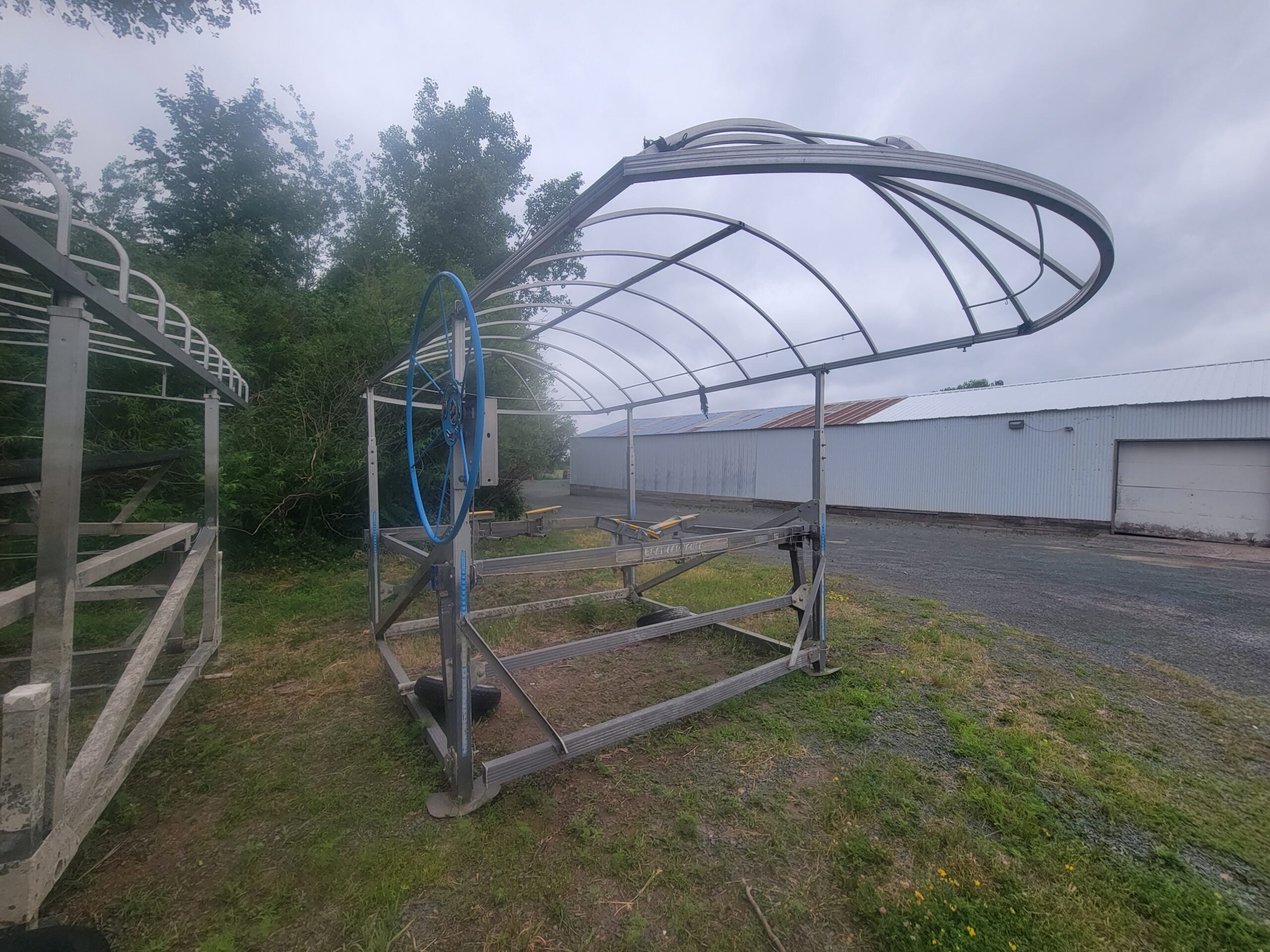 Newman 3400 Cantilever Boat Lift - USED