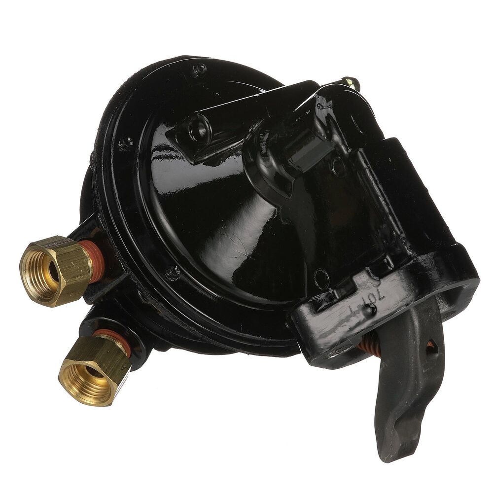 Quicksilver 8M0058164 fuel pump mounting view
