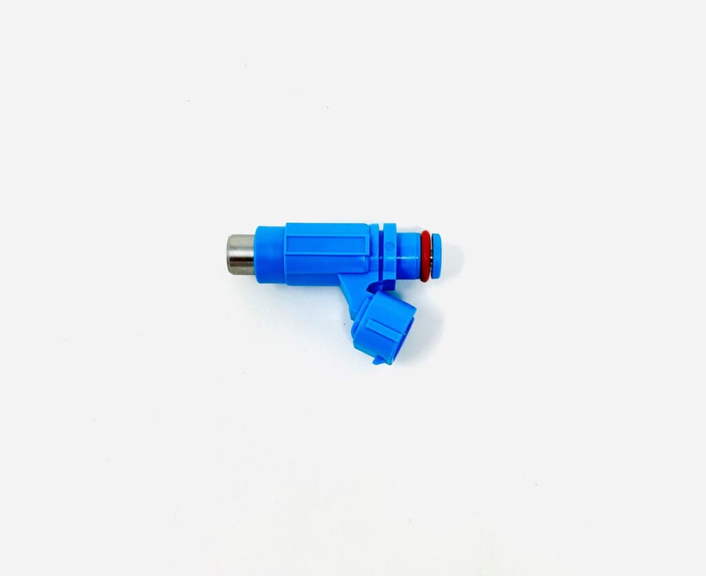 Suzuki 15710-93J00 blue fuel injector assembly