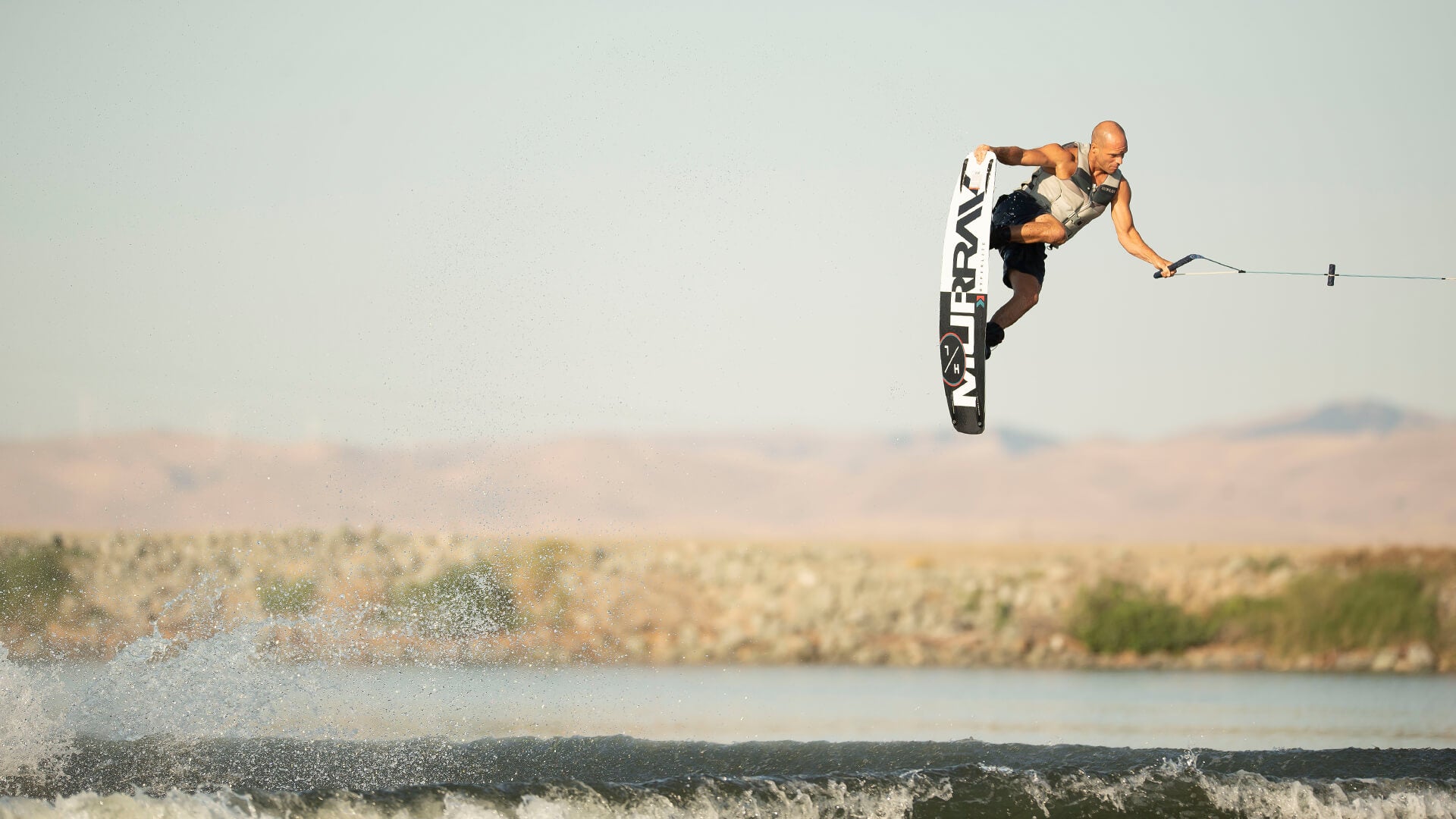 Hyperlite Murray Pro Wakeboard w/ Session